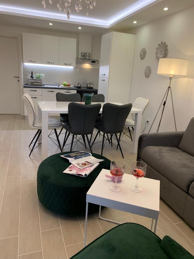 Apartman Onavi Макарська Екстер'єр фото