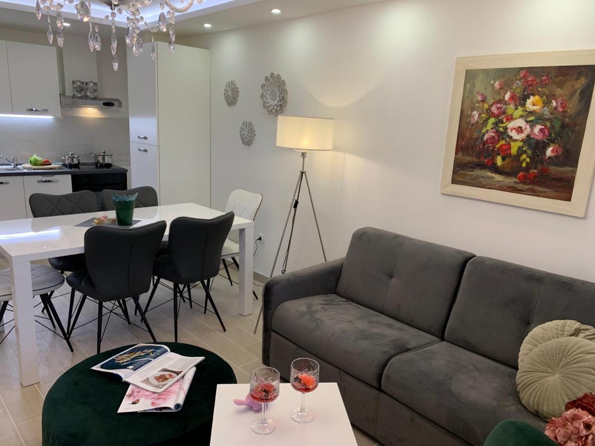 Apartman Onavi Макарська Екстер'єр фото