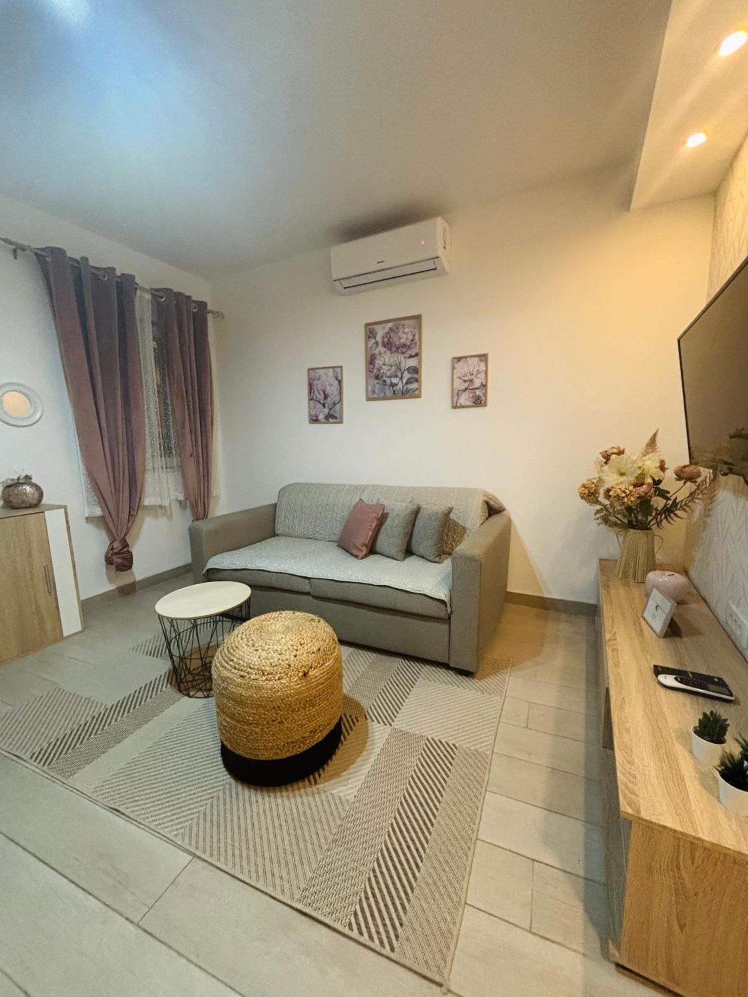 Apartman Onavi Макарська Екстер'єр фото